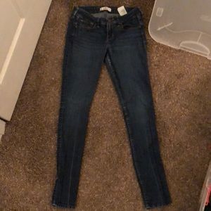 hollister jeans